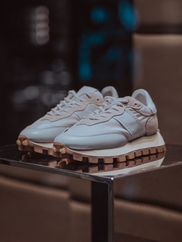 Court Minimal Leather Sneakers
